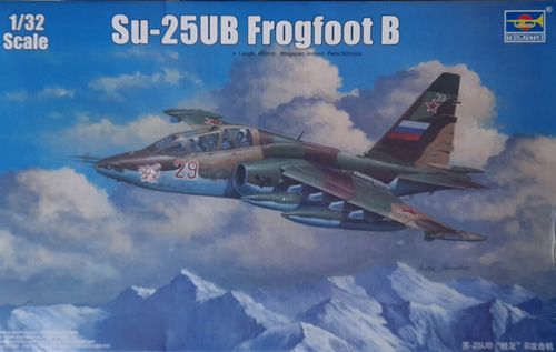 Sukhoi Su-25UB Frogfoot Trumpeter